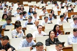 Dự thảo Luật Kinh doanh bất động sản (sửa đổi): Cắt giảm điều kiện kinh doanh, đơn giản h&oacute;a thủ tục h&agrave;nh ch&iacute;nh