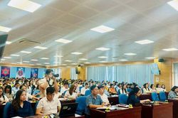 BHXH th&agrave;nh phố H&agrave; Nội: N&acirc;ng chất lượng đội ngũ nh&acirc;n vi&ecirc;n thu, bứt ph&aacute; ph&aacute;t triển an sinh tr&ecirc;n nền tảng số