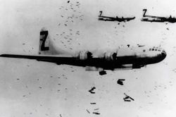 Oanh tạc cơ B-29 v&agrave; trận Tokyo: Khi 'Superfortress' biến th&agrave;nh vũ kh&iacute; hủy diệt đ&ocirc; thị