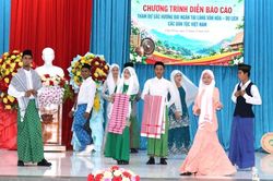 An Giang mang 'Kh&ocirc;ng gian văn h&oacute;a của đồng b&agrave;o Chăm Islam' tới Thủ đ&ocirc;