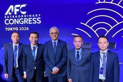 Asian Cup thay đổi bất ngờ, AFC ủng hộ &ocirc;ng Infantino