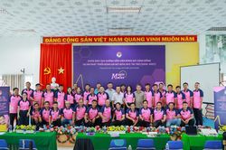 Khai mạc kh&oacute;a đ&agrave;o tạo hướng dẫn vi&ecirc;n b&oacute;ng đ&aacute; cộng đồng 'những bước ch&acirc;n nhiệm m&agrave;u'