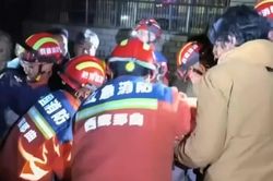 Trung Quốc khẩn trương cứu hộ sau trận động đất lớn tại Tây Tạng