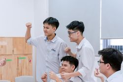 X&aacute;c lập r&otilde; tr&aacute;ch nhiệm nh&agrave; trường trong bảo đảm nội dung gi&aacute;o dục thiết yếu