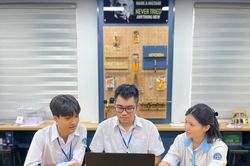Nh&oacute;m học sinh Ph&uacute; Thọ v&agrave;o chung kết to&agrave;n quốc cuộc thi về tr&iacute; tuệ nh&acirc;n tạo