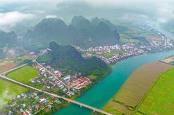 Bài 2: Chuyển từ tư duy 'làm du lịch' sang 'phát triển kinh tế du lịch'