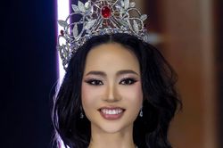 MC song ngữ cao 1,77 m đại diện Việt Nam ở Miss Charm 2026