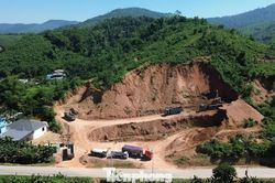 Vụ khởi tố cả B&iacute; thư, Chủ tịch x&atilde; ở Ph&uacute; Thọ: Trước khi bị bắt, c&aacute;n bộ x&atilde; n&oacute;i l&agrave;m 'hợp ph&aacute;p'