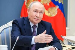 Tổng thống Nga tuy&ecirc;n bố sẵn s&agrave;ng đ&agrave;m ph&aacute;n với Ukraine