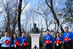 Đo&agrave;n thanh ni&ecirc;n Việt Nam tham dự Hội nghị Thượng đỉnh Thanh ni&ecirc;n Nga - ASEAN