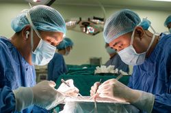 Hiến m&ocirc;, tạng ở trẻ em: Nh&acirc;n văn nhưng kh&ocirc;ng thể thiếu 'h&agrave;ng r&agrave;o bảo vệ'