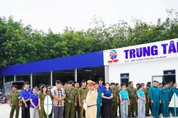 Tuy&ecirc;n truyền kiến thức v&agrave; đ&agrave;o tạo kỹ năng l&aacute;i xe an to&agrave;n