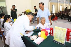 H&agrave; Tĩnh: Đẩy nhanh ho&agrave;n thiện dữ liệu ADN th&acirc;n nh&acirc;n liệt sĩ