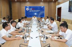 C&ocirc;ng ty Điện lực Thanh H&oacute;a tổ chức Hội nghị nhận x&eacute;t, đ&aacute;nh gi&aacute;, xếp loại với người đứng đầu
