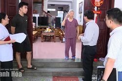 Khoanh v&ugrave;ng, xử l&yacute; ổ dịch sốt xuất huyết tại phường Hạc Th&agrave;nh
