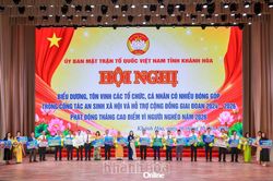 Chung tay chăm lo cho người ngh&egrave;o