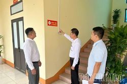 X&acirc;y dựng c&ocirc;ng sở kh&ocirc;ng kh&oacute;i thuốc