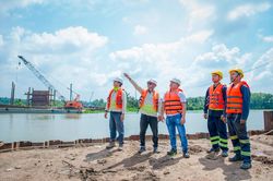 Giải 'cơn kh&aacute;t' nh&acirc;n lực: Hợp t&aacute;c thực chất thay v&igrave; chỉ d&ugrave;ng lời n&oacute;i hay bi&ecirc;n bản ghi nhớ
