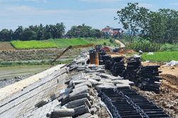 Ninh Bình: Đầu tư 285 tỷ đồng nâng cấp tuyến bờ, đê dài 9,3km