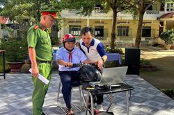 L&acirc;m Đồng: Gần 2.500 học sinh được tuy&ecirc;n truyền về ph&aacute;p luật, kỹ năng giao th&ocirc;ng an to&agrave;n