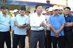 Cao tốc Cam Lộ - La Sơn: Th&aacute;o gỡ kh&oacute; khăn, lập lại đường găng tiến độ để đưa dự &aacute;n về đ&iacute;ch
