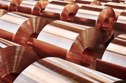 Giá đồng giảm mạnh khi tồn kho trên LME tăng