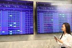 Chứng kho&aacute;n ng&agrave;y 23/10: VN-Index nối d&agrave;i đ&agrave; phục hồi, tiến s&aacute;t mốc 1.780 điểm