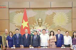 Th&uacute;c đẩy hợp t&aacute;c nghị viện, vun đắp t&igrave;nh hữu nghị Việt Nam - Cuba
