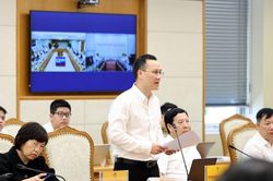 Trung t&acirc;m T&agrave;i ch&iacute;nh quốc tế hướng tới những giao dịch đầu ti&ecirc;n trong th&aacute;ng 11