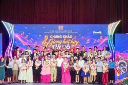Bồi dưỡng những giọng ca triển vọng từ cuộc thi Giọng h&aacute;t hay T&acirc;y Hồ