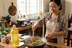 Thay mỡ lợn bằng dầu thực vật có giúp giảm cân hiệu quả hơn?