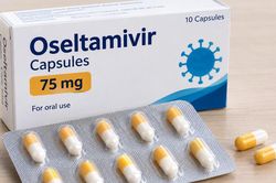 Thuốc kh&aacute;ng virus c&uacute;m A: Ai cần d&ugrave;ng sớm, v&igrave; sao kh&ocirc;ng n&ecirc;n tự mua?