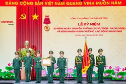 Công ty Quản lý tài sản Viettel đón nhận Huân chương Lao động hạng Nhì