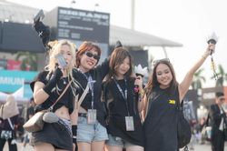 H&agrave;ng chục ngh&igrave;n kh&aacute;n giả đang đổ về s&acirc;n Mỹ Đ&igrave;nh xem concert BigBang