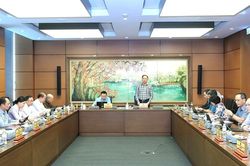 Tạo động lực cho c&ocirc;ng nghiệp văn h&oacute;a ph&aacute;t triển bền vững, đ&oacute;ng g&oacute;p thiết thực v&agrave;o ph&aacute;t triển kinh tế - x&atilde; hội