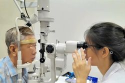 N&acirc;ng cao tr&aacute;ch nhiệm, huy động nguồn lực x&atilde; hội