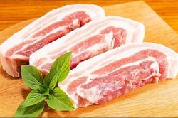 Gi&aacute; heo hơi h&ocirc;m nay 24/10: Sắc đỏ bao tr&ugrave;m tr&ecirc;n diện rộng, l&ugrave;i s&acirc;u về mốc 45.000 đồng/kg
