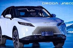 Omoda C7 SHS-H trình làng tại Trung Quốc, giá dự kiến từ 839 triệu đồng