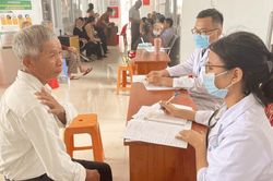 'L&aacute; chắn' minh bạch bảo vệ người bệnh ngh&egrave;o