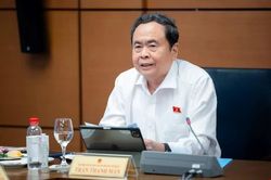 Chủ tịch Quốc hội: Kh&ocirc;ng để doanh nghiệp nhỏ v&agrave; vừa bị ch&egrave;n &eacute;p ngay tr&ecirc;n thị trường trong nước