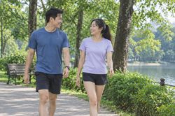Đi bộ kiểu Nhật 30 ph&uacute;t mỗi ng&agrave;y, sau 5 th&aacute;ng kết quả ra sao?