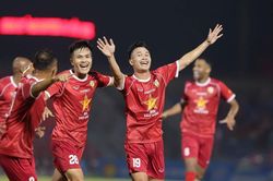 Hà Tĩnh thắng kịch tính Hải Phòng