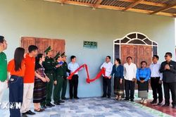 Gắn kết tình hữu nghị Việt Nam-Lào, chăm lo đời sống người dân khu vực biên giới