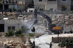 Qu&acirc;n đội Israel ph&aacute; dỡ nhiều c&ocirc;ng tr&igrave;nh tại Bờ T&acirc;y