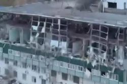 Ukraine tập k&iacute;ch nh&agrave; m&aacute;y điện tử Nga, cả 4 s&acirc;n bay Moskva ngừng hoạt động
