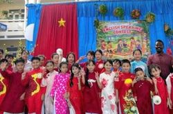 Khi những 'Đại sứ nhỏ tuổi' Trường Tiểu học Ph&uacute; Long lan tỏa văn h&oacute;a qu&ecirc; hương bằng tiếng anh