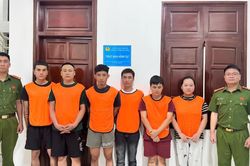 In ấn giấy tờ giả ở Campuchia rồi đưa về Việt Nam ti&ecirc;u thụ