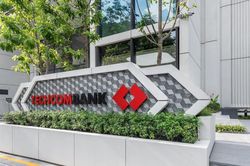 Techcombank (TCB) chi hơn 5.300 tỷ đồng mua lại loạt tr&aacute;i phiếu trước hạn, chốt lịch chia cổ tức tỷ lệ 50%