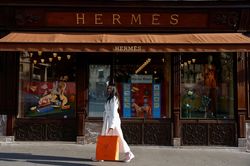 Hermès mất đà