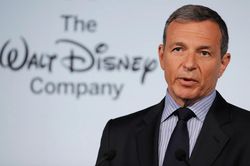 Cựu CEO Disney sắp kể chuyện hậu trường cuộc trở lại đầy s&oacute;ng gi&oacute;